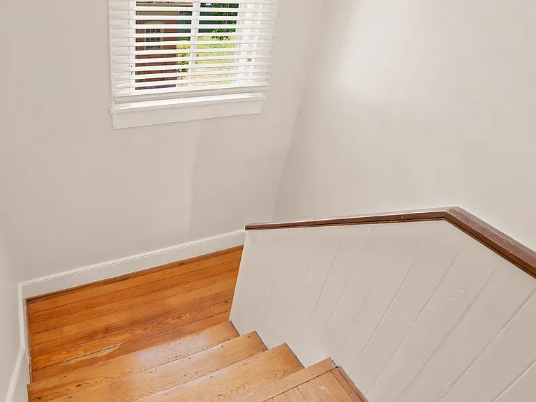 209 N Washington St — Photo 43