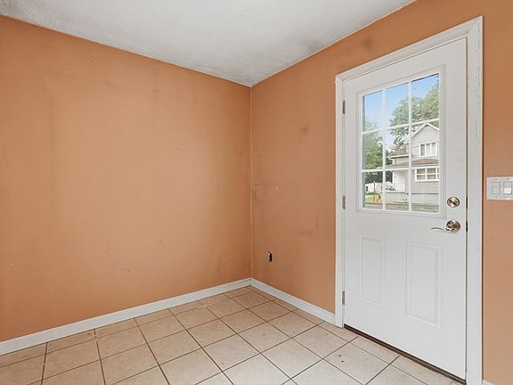 4th image of 53 Water St