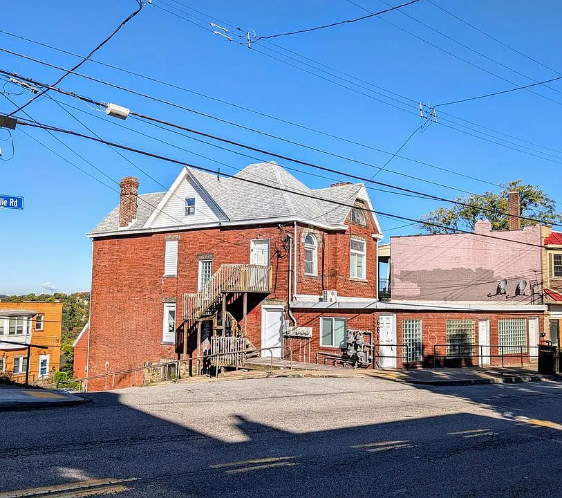 520 Brownsville Rd