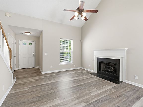 5th image of 1709 Timber Point