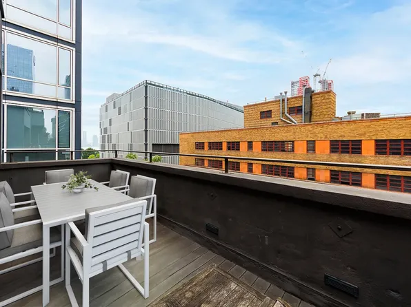 324 Spring Street image 7 of 7