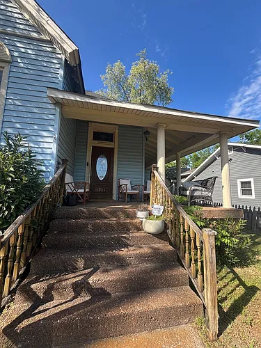 1201 Shelby Ave Photo 1