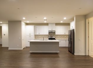 304 Trailblaze, Irvine, CA 92618