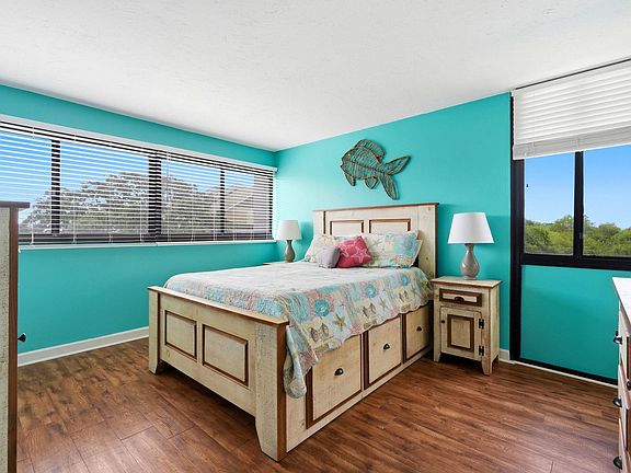3rd image of 601 Mitchell Dr. #403