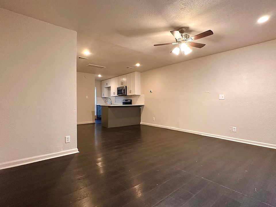 1st image of 3814 Southway Dr APT 102