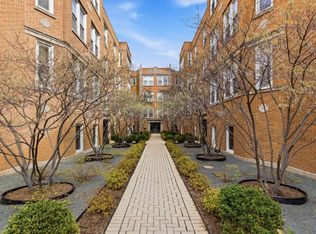 534 W Belmont Ave APT 3N, Chicago, IL 60657