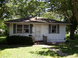 148 W Marshall St, Bement, IL 61813
