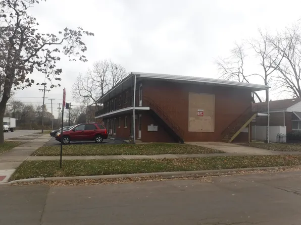 1 Bedroom, Owner pays heat., 12401 S Honore St #41-05, Riverdale, IL 60827