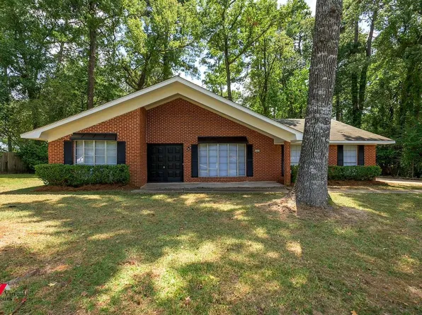 305 Pine Cone Cir, Haughton, LA 71037