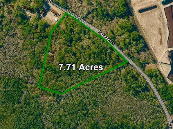 233 Tispaquin St, Middleboro, MA 02346