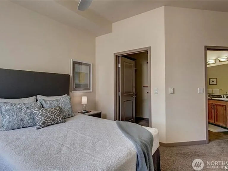 375 Kirkland Ave #325 — Photo 11