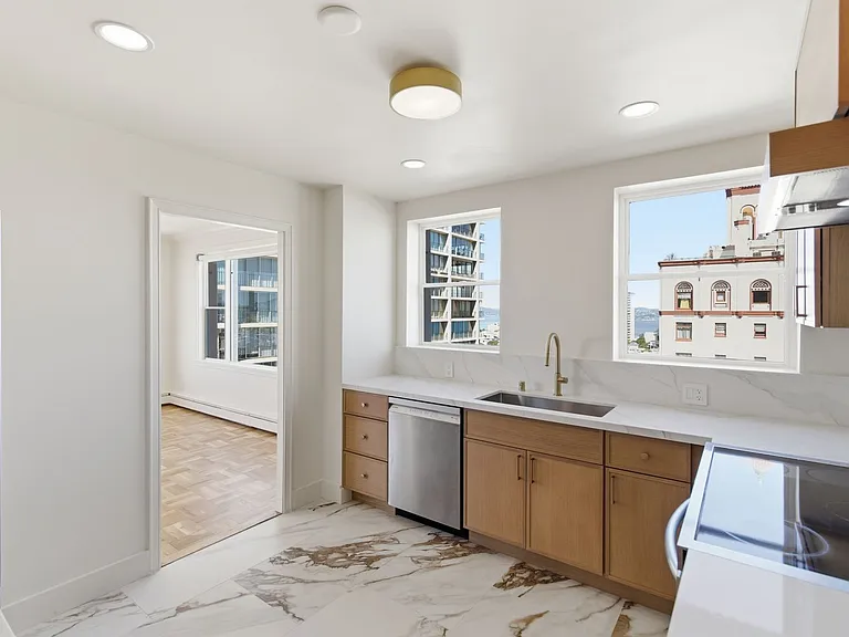 1310 Jones Street — Photo 45