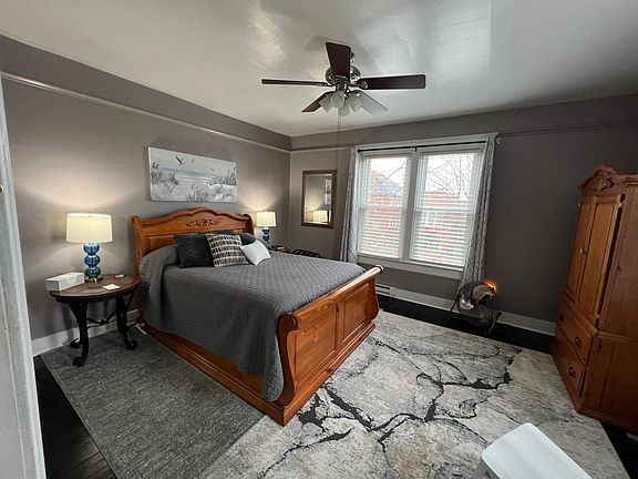 5th image of 6001 S Adams St #2B