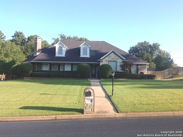 1st image of 11830 Smallwood Dr