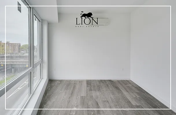 Rented by The Lion Real Estate | media 15