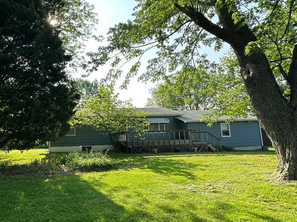 906 E Hospital Road, El Dorado Springs, MO 64744