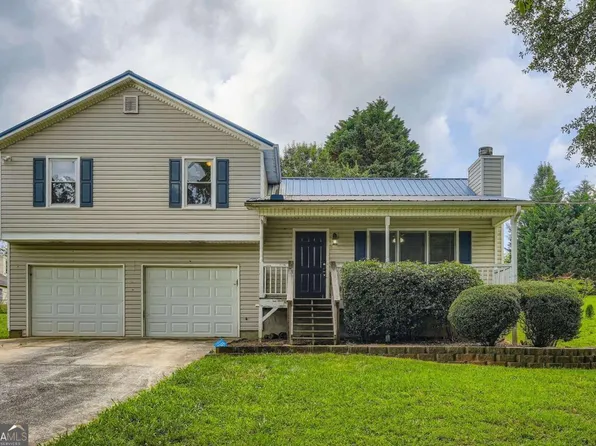 520 White Pines Dr, Dallas, GA 30157
