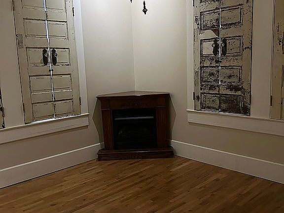 Master bedroom gas fireplace