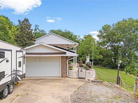 5th image of 16490 State Road 156