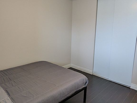 4th image of 340 Dixon Rd #2013