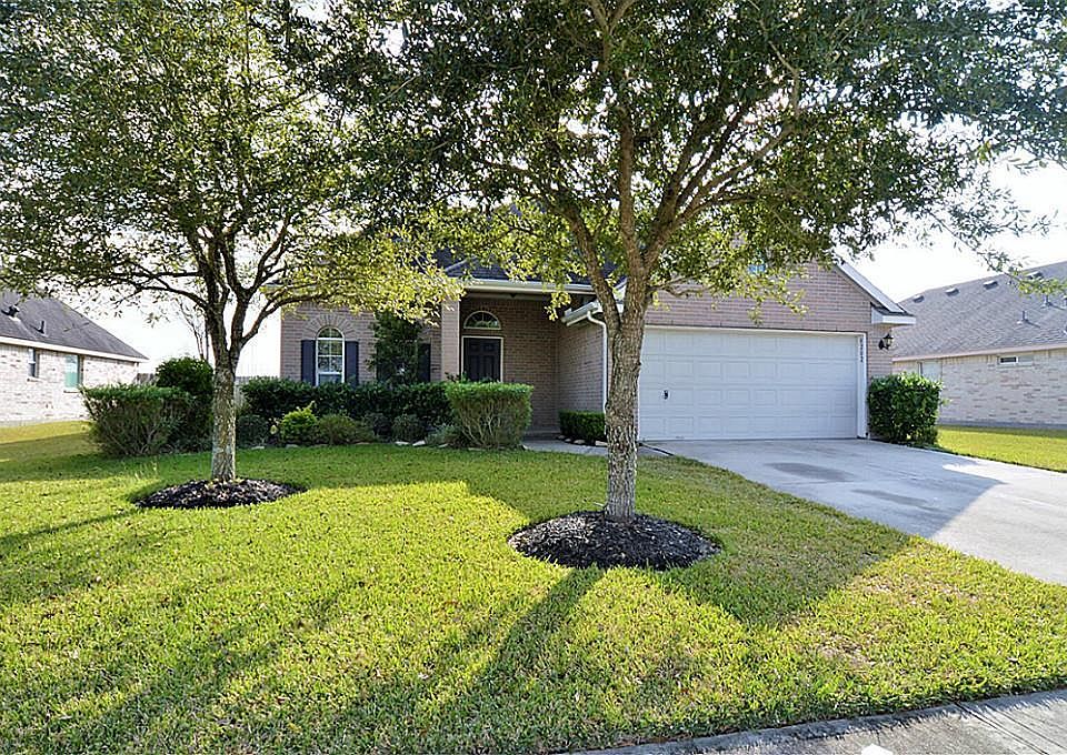 1st image of 4202 Parry Dr