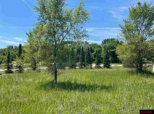 1800 Orchard Rdg, Saint Peter, MN 56082