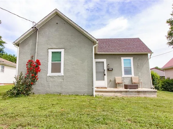 1830 Poplar St, Lexington, MO 64067