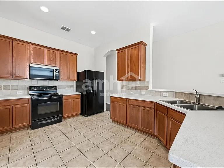 14056 Wrangler Way — Photo 3