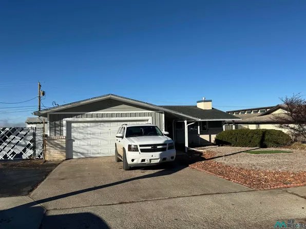 1804 Mariyana Ave, Gallup, NM 87301