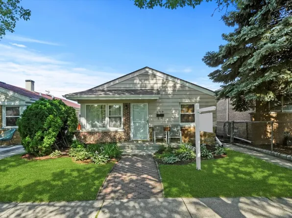 5719 S Mason Ave, Chicago, IL 60638
