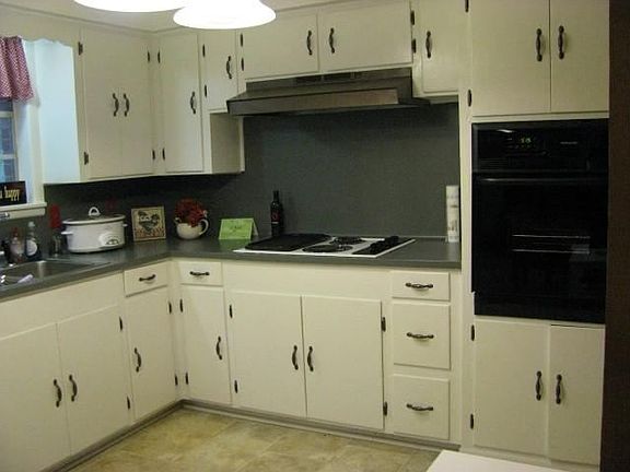 4th image of 375 Neel Ave