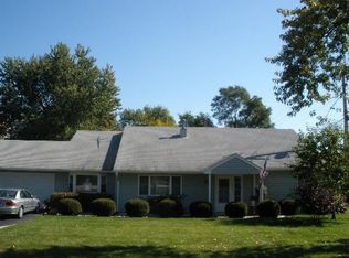 5611 Wolf Rd, La Grange Highlands, IL 60525