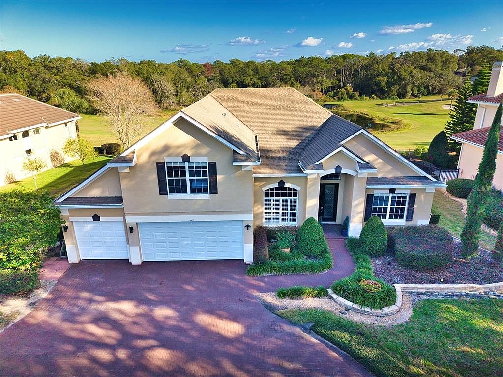 1017 Majestic Oak Dr