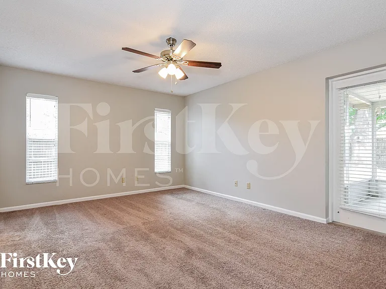 3818 Forest Park Pl — Photo 8