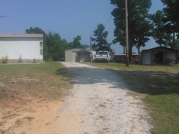 Drive approaching main house