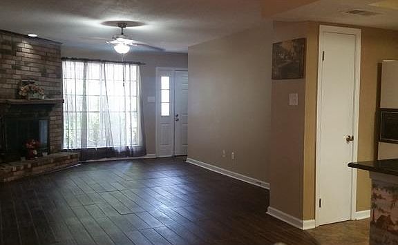 2nd image of 13 Brandon Hall Dr APT C