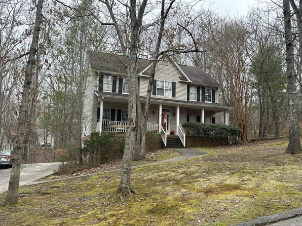 4715 Creek Point Ln, Signal Mountain, TN 37377