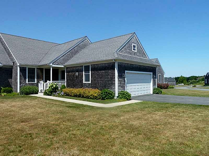 1st image of 50 Bayridge Dr #4B