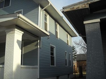 4th image of 834 E Blackford Ave