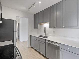 Golden Valley Road Apartments, Golden Valley, MN 55422