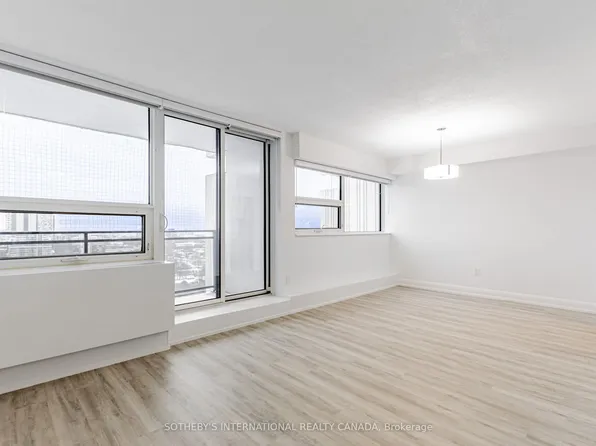 201 Sherbourne St, Toronto, ON
