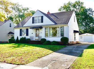 5376 Huron Rd, Lyndhurst, OH 44124