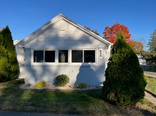 525 N Swope St, Greenfield, IN 46140