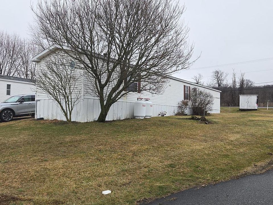 1st image of 4 Walnut Ct