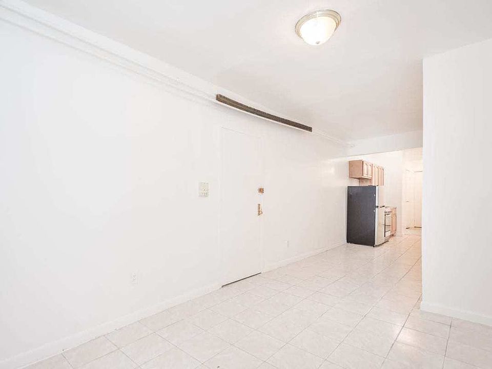1st image of 97 E 7th St APT Be