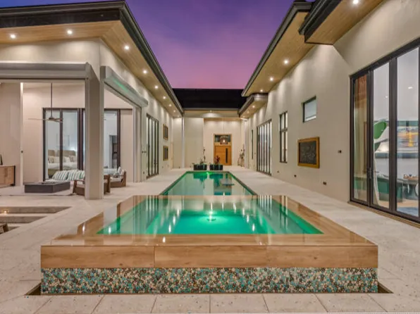 517 N Barfield Dr, Marco Island, FL 34145