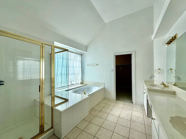 525 Salisbury Dr — Photo 24