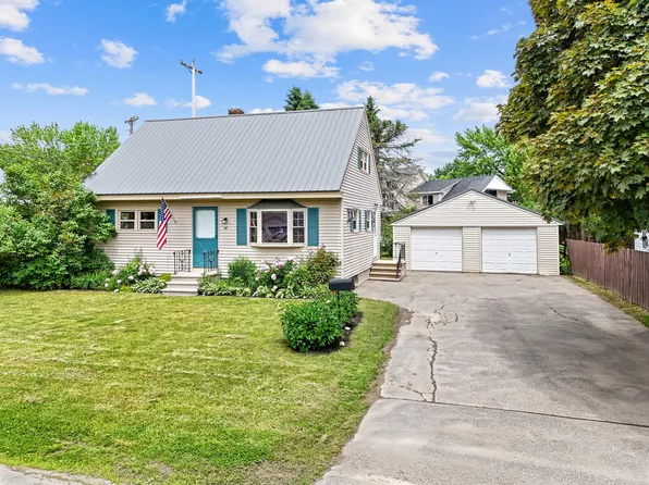 42 Military Avenue, Fairfield, ME 04937