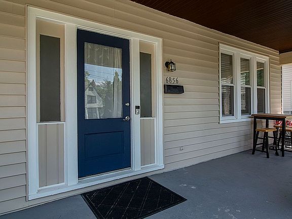 5th image of 6856 Kenton Ave