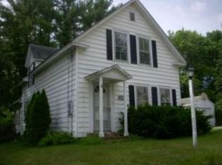 10 High St, Antrim, NH 03440